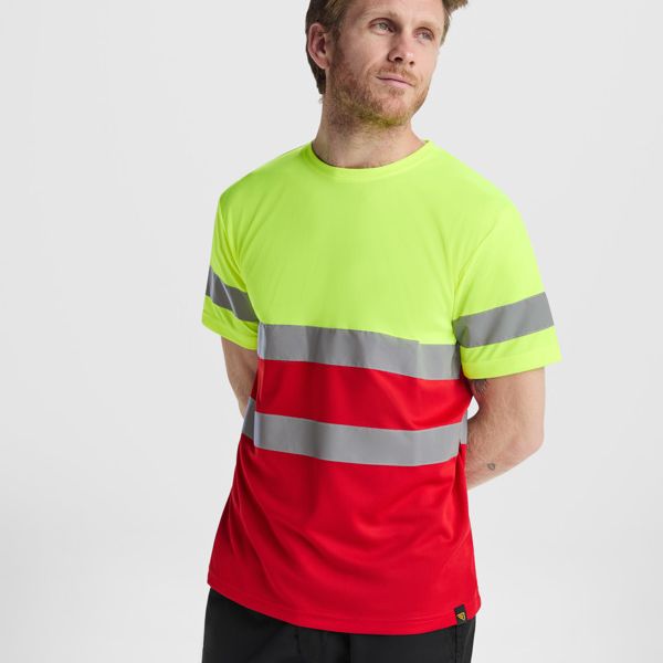 Camiseta Crew Neck Delta — AMARILLO FLUOR