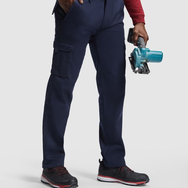 Pantalon Laboral Ajust Trasero Daily Stretch Men — PLOMO